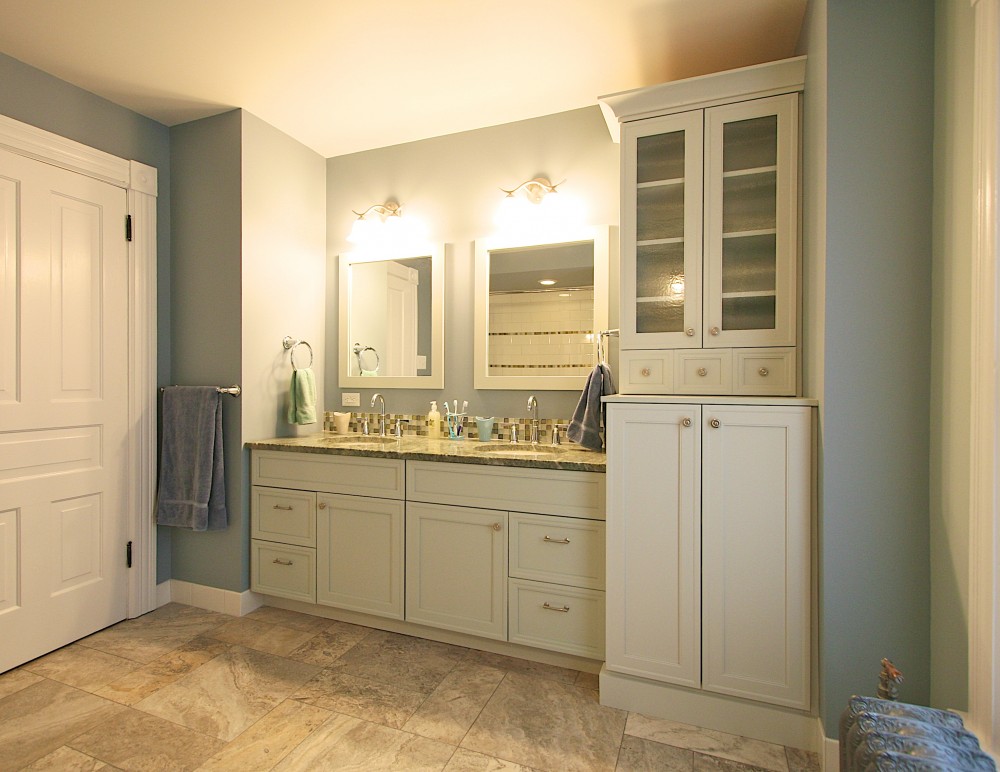 Photo By Meadowlark Design+Build. Bathrooms