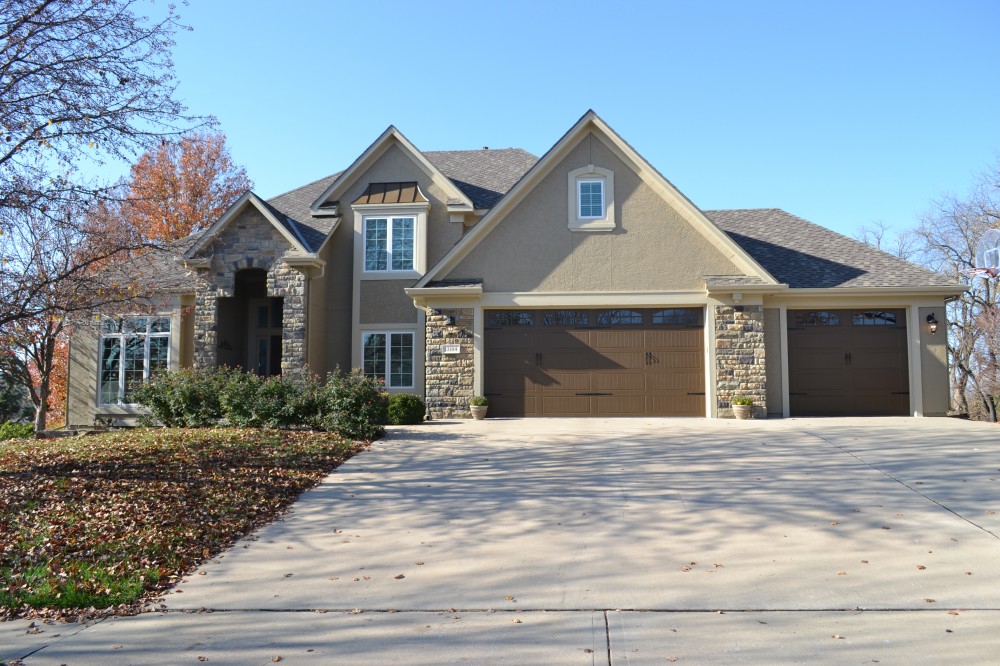 Photo By Johnson County Siding & Window Co.. Acrylic Stucco Siding Installation In Kansas City By Johnson County Siding & Window Co., Inc.