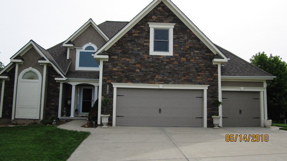 Photo By Johnson County Siding & Window Co.. Centurion Stone Siding Installation In Kansas City By Johnson County Siding & Window Co., Inc.