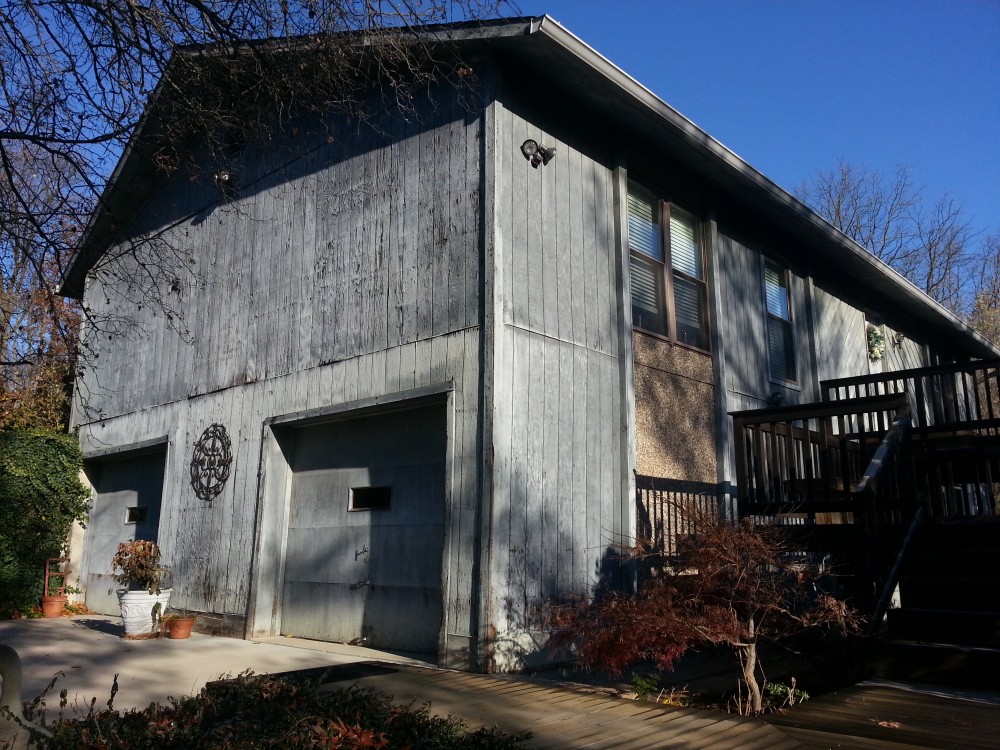 Photo By Holmes Custom Renovations LLC. 