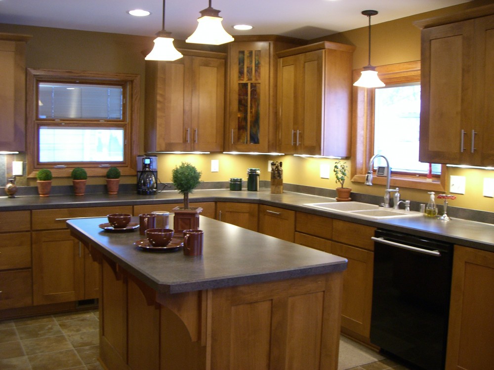 Photo By Renovations Group, Inc.. Espinosa Kitchen Remodel, Wauwatosa WI