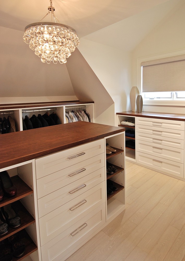 Photo By Dwell Design Build Inc. Oriole Parkway