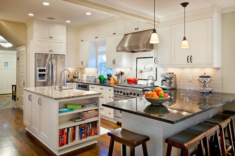 Photo By Carlisle Classic Homes. Phinney Ridge Kitchen/ Family Room Traditional 