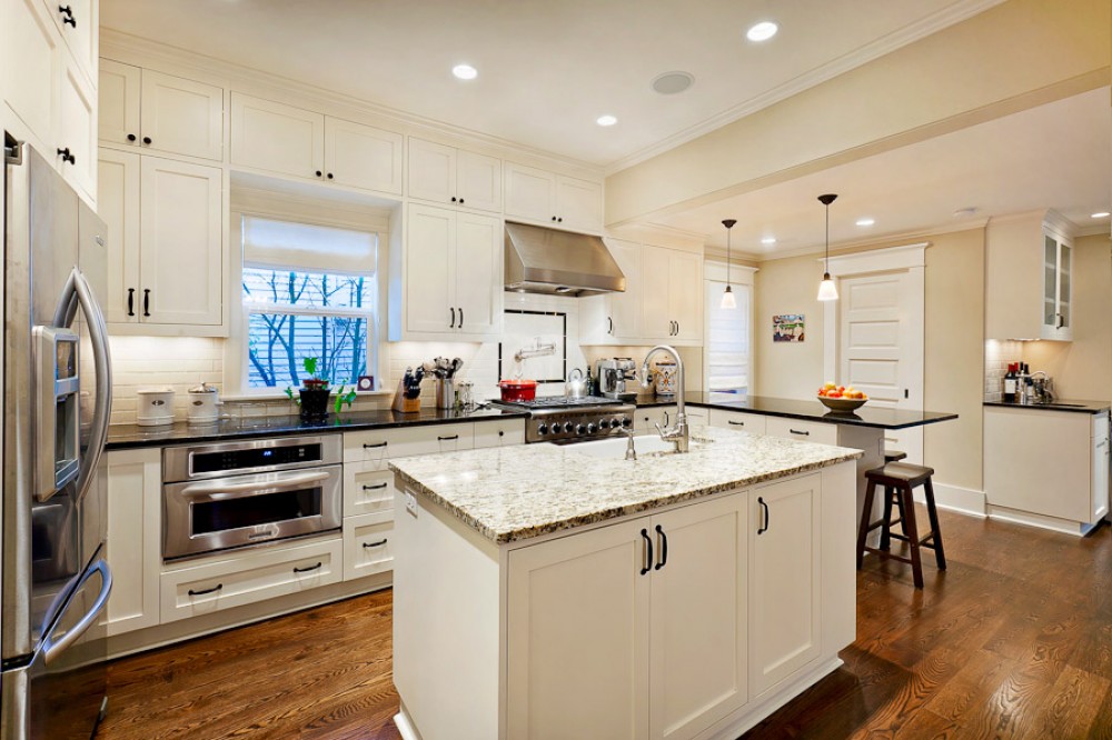 Photo By Carlisle Classic Homes. Phinney Ridge Kitchen/ Family Room Traditional 