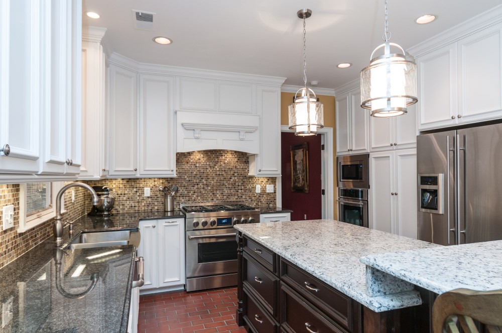 Photo By The Dave Moore Companies. East Memphis Kitchen