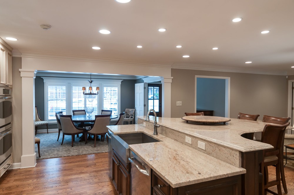 Photo By The Dave Moore Companies. East Memphis Kitchen