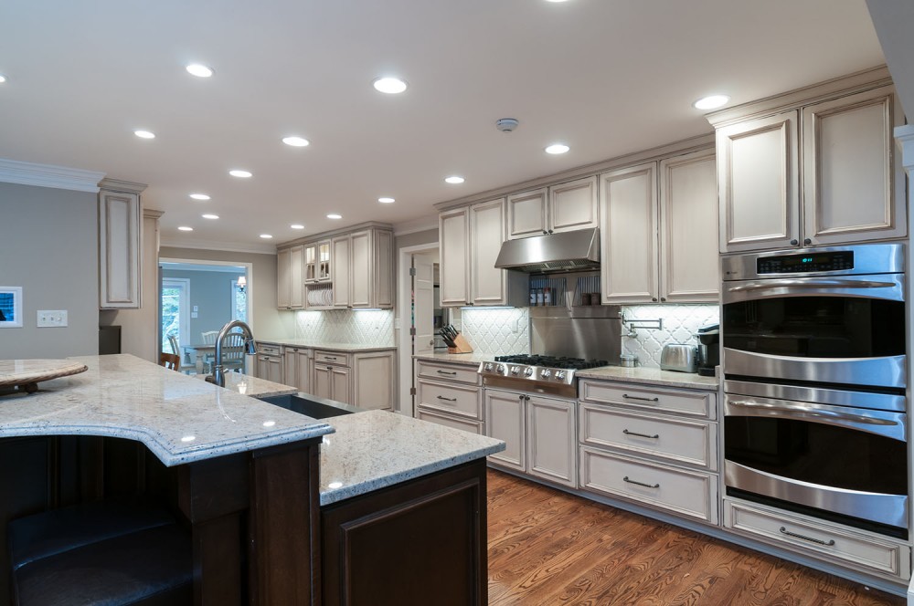 Photo By The Dave Moore Companies. East Memphis Kitchen