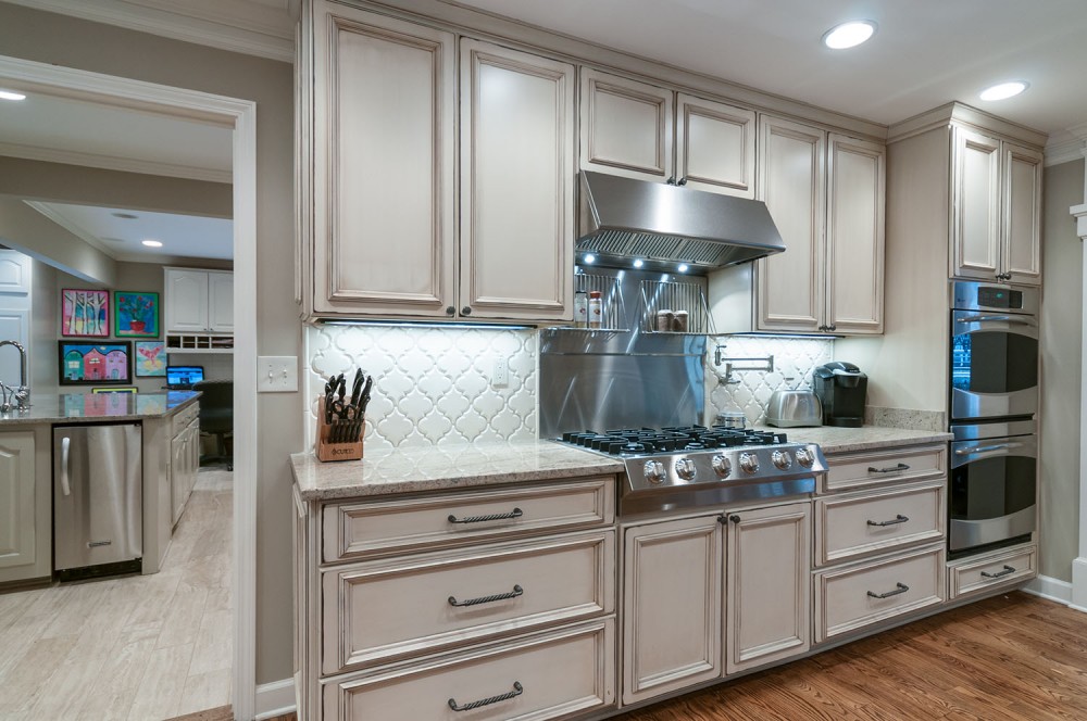 Photo By The Dave Moore Companies. East Memphis Kitchen