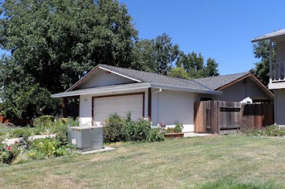 Photo By Rankin Lyman. 