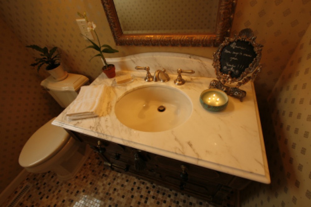 Photo By Destiny Homes (MN). 