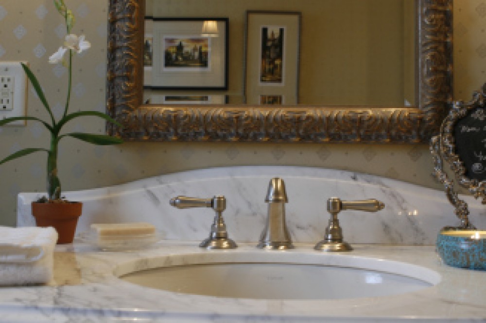 Photo By Destiny Homes (MN). 