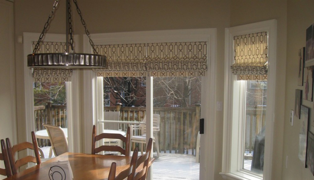 Photo By Nicole Draperies. Dining Room