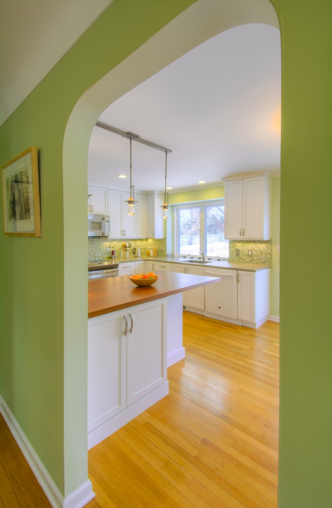 Photo By Custom Design Build. 