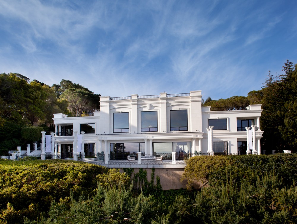 Photo By Dawson + Clinton. Hillsburrough Residence