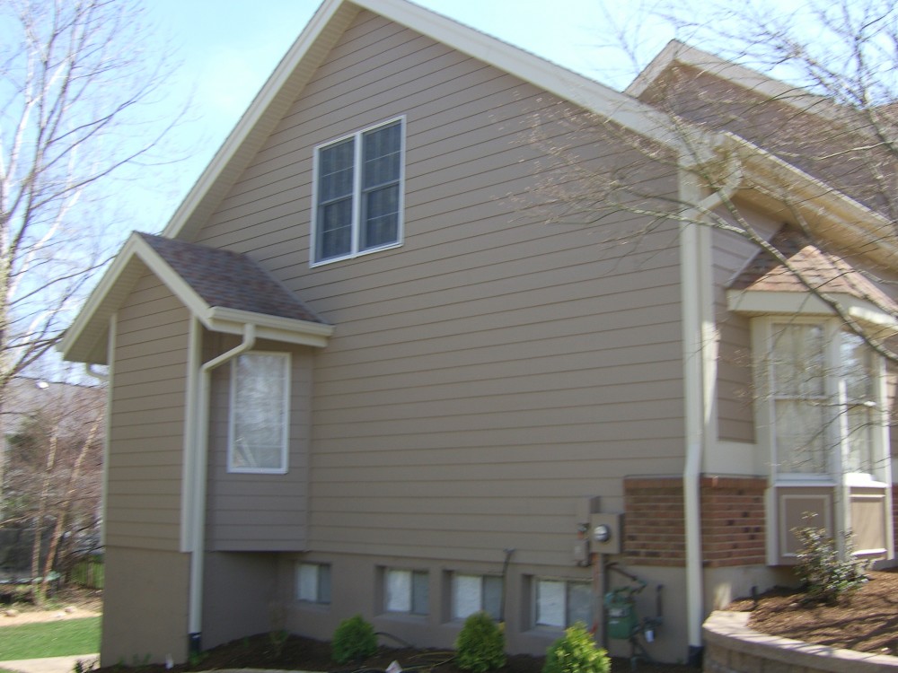 Photo By The Siding Company. Gibbs Residence