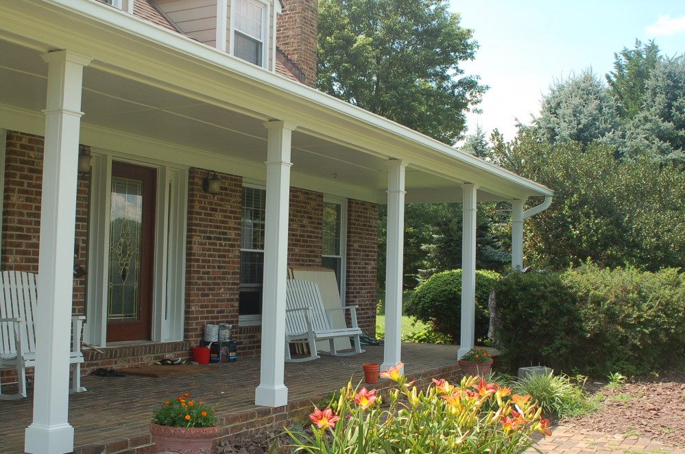 Photo By Custom Concepts Construction. James Hardie Shingle And Lap Siding Mountain Sage & Khaki Brown