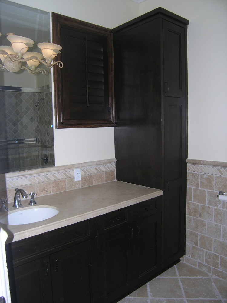 Photo By US Home Developers. Dickens St, Bathroom And Kitchen Remodeling