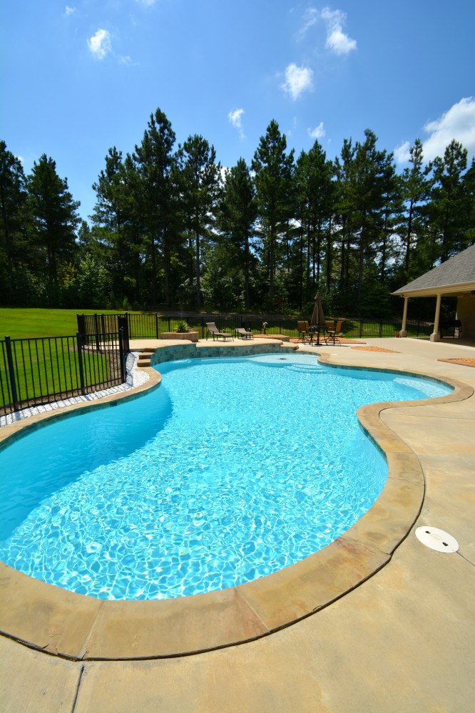 Photo By Parrot Bay Pools. Miller Project