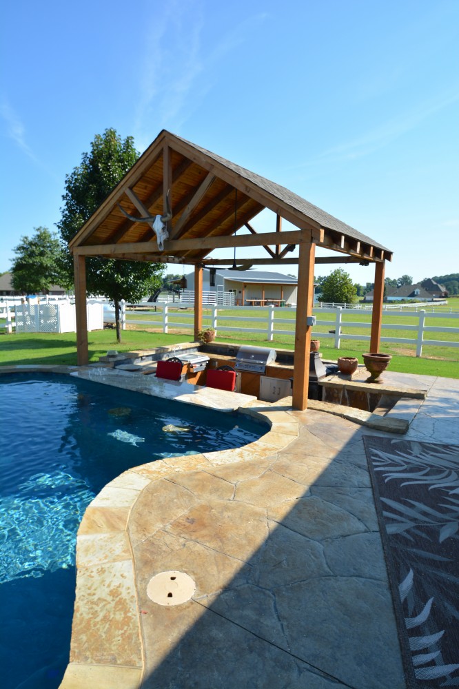 Photo By Parrot Bay Pools. Moore Project