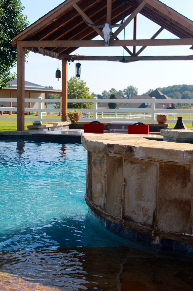 Photo By Parrot Bay Pools. Moore Project