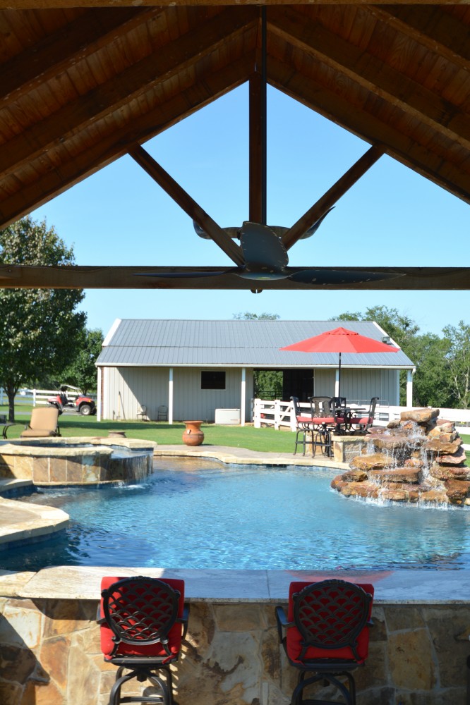 Photo By Parrot Bay Pools. Moore Project