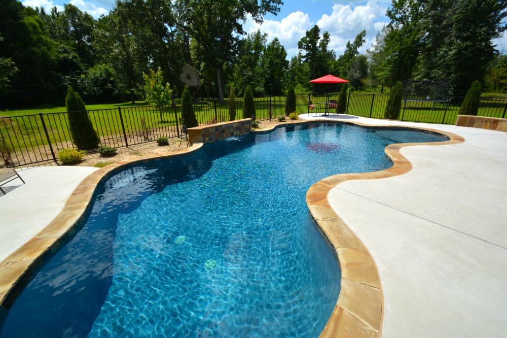 Photo By Parrot Bay Pools. 