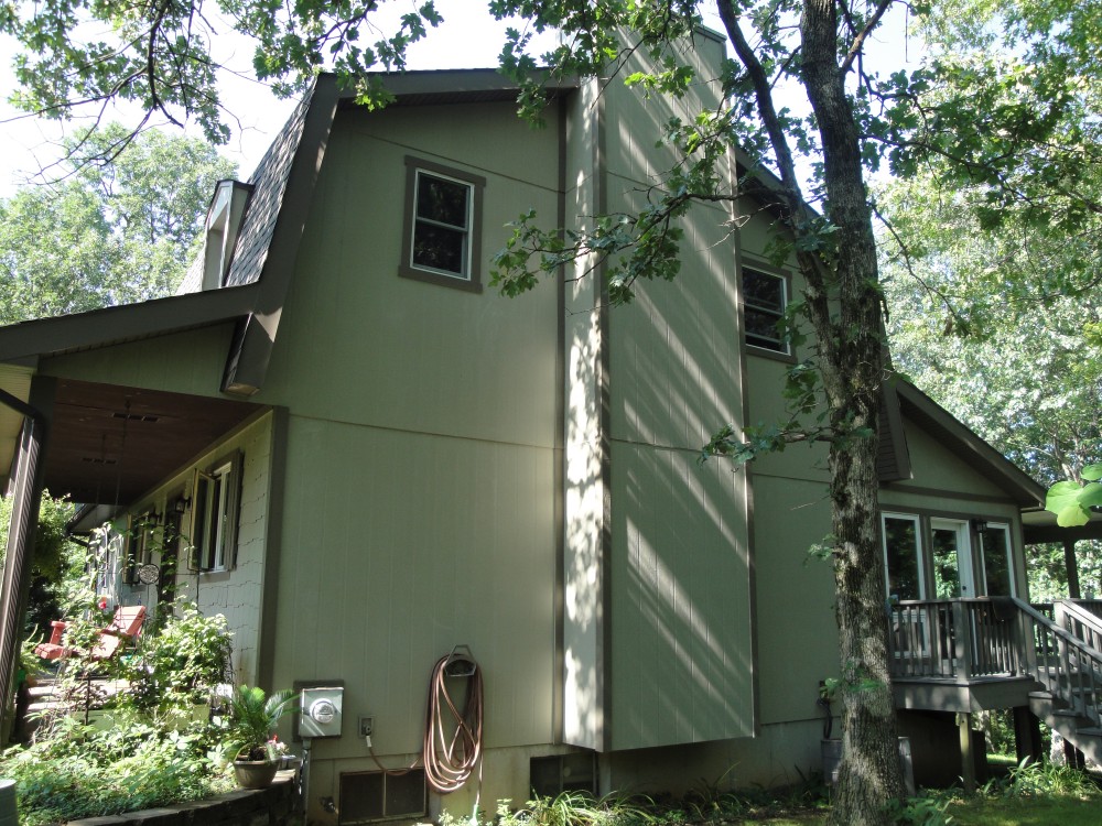 Photo By The Siding Company. Barrows Residence