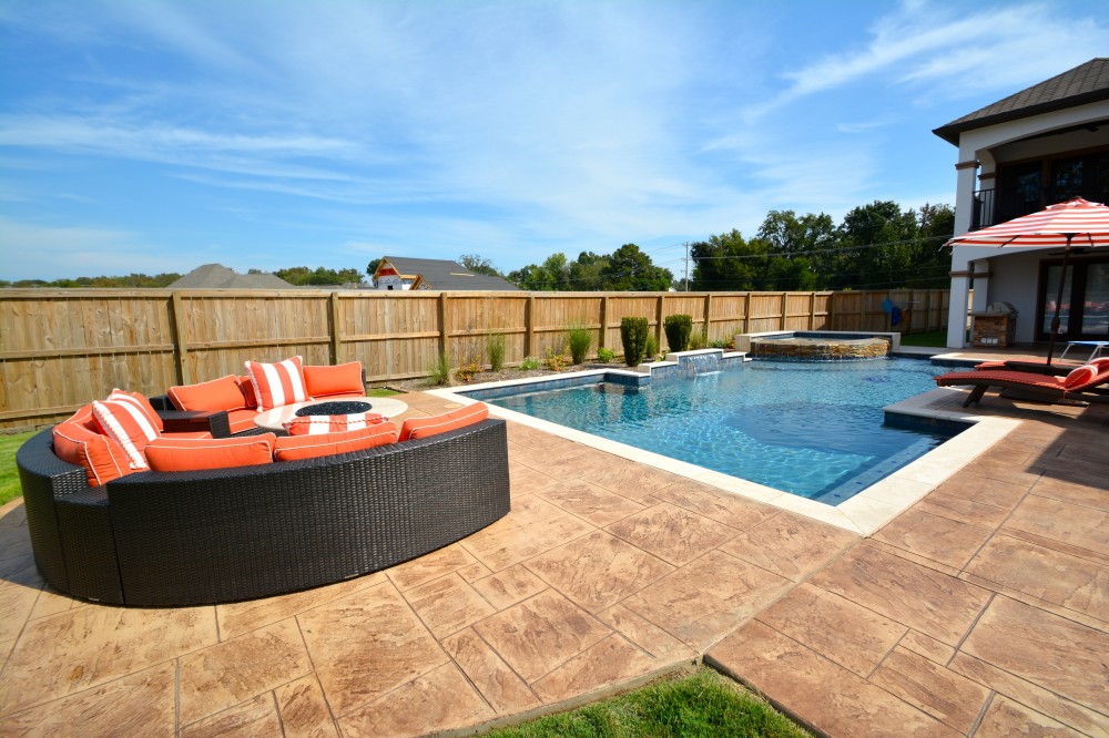 Photo By Parrot Bay Pools. Sparr Project