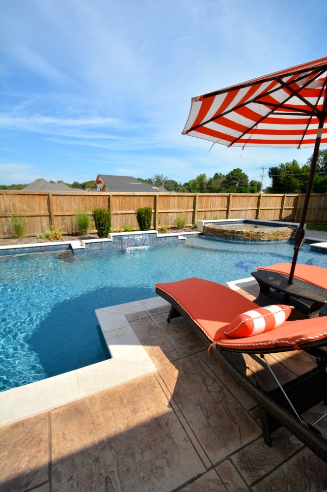 Photo By Parrot Bay Pools. Sparr Project