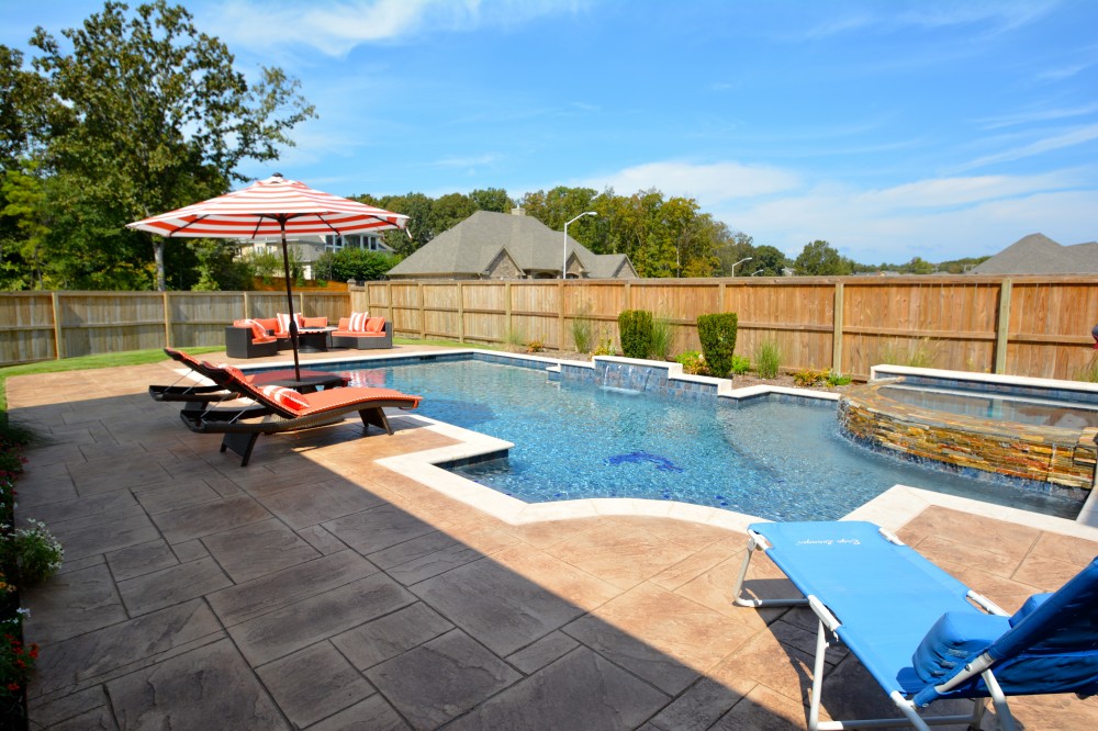 Photo By Parrot Bay Pools. Sparr Project