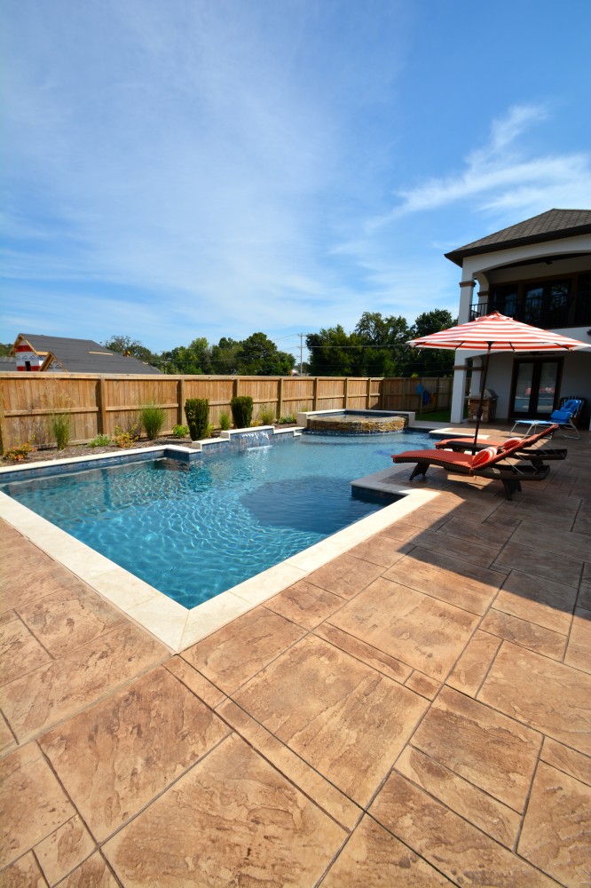 Photo By Parrot Bay Pools. Sparr Project