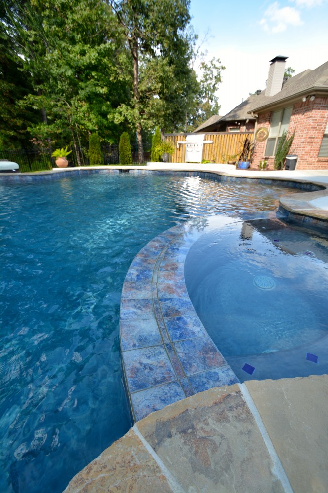 Photo By Parrot Bay Pools. Hogue Project