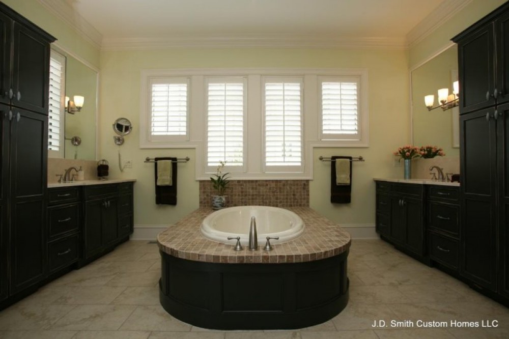 Photo By J.D. Smith Custom Homes, LLC. Quality Homes