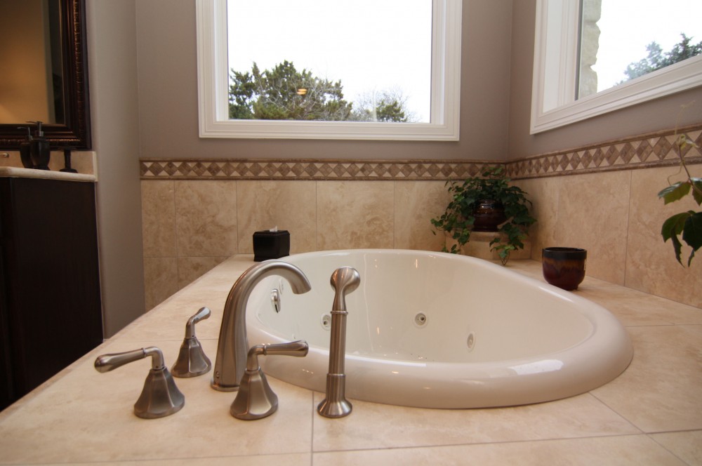 Photo By On Time Baths + Kitchens. Barton Creek - Master Bath