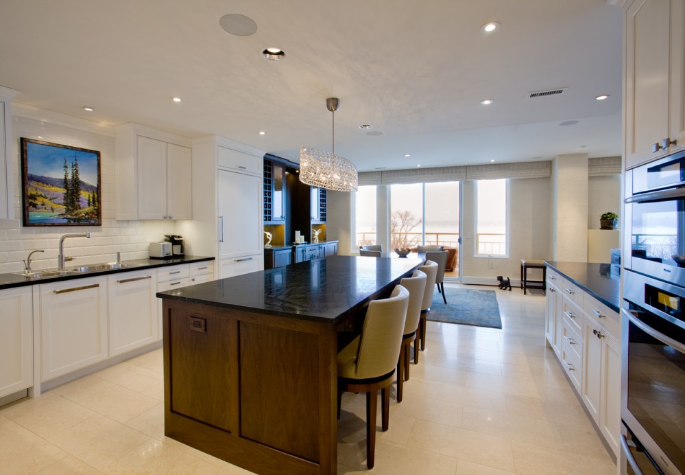 Photo By Hanson Remodeling. 