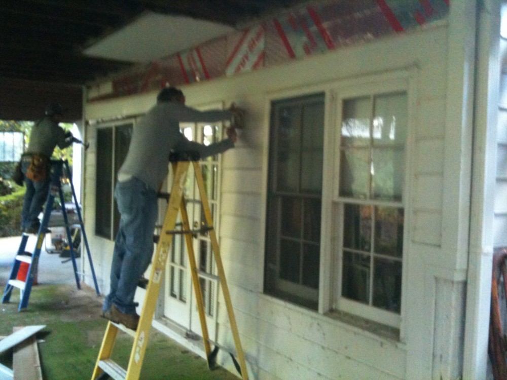 Photo By HP Exteriors. 