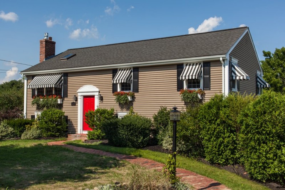 Photo By Marshall Building & Remodeling. Vinyl And Composite Siding Projects In RI And MA