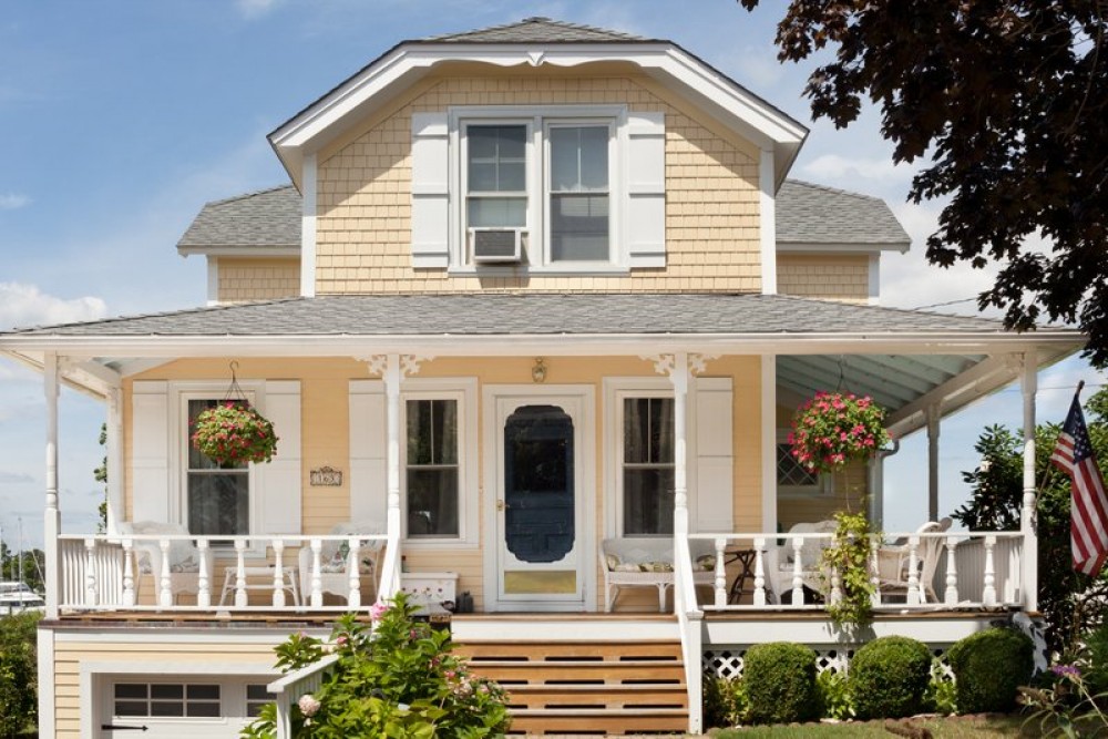 Photo By Marshall Building & Remodeling. Vinyl And Composite Siding Projects In RI And MA