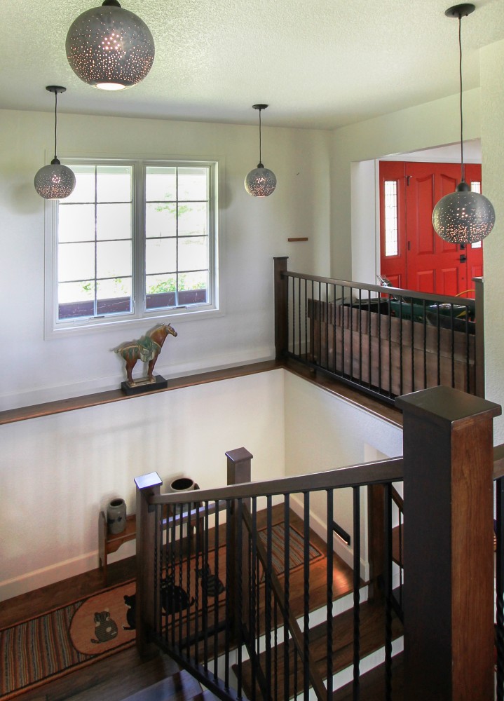 Photo By Associates In Building And Design, Ltd.. 
