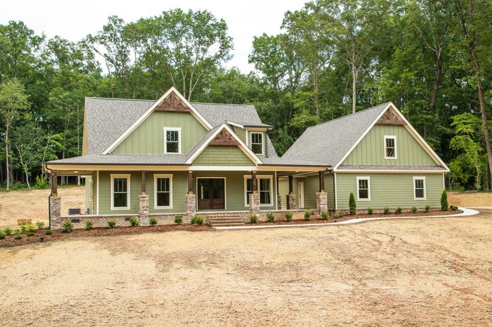 Photo By McCoy Homes, Inc.. 