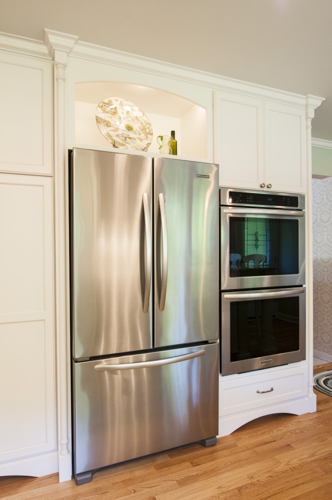 Photo By Renovations Group, Inc.. Linley Kitchen Remodel, Greendale WI