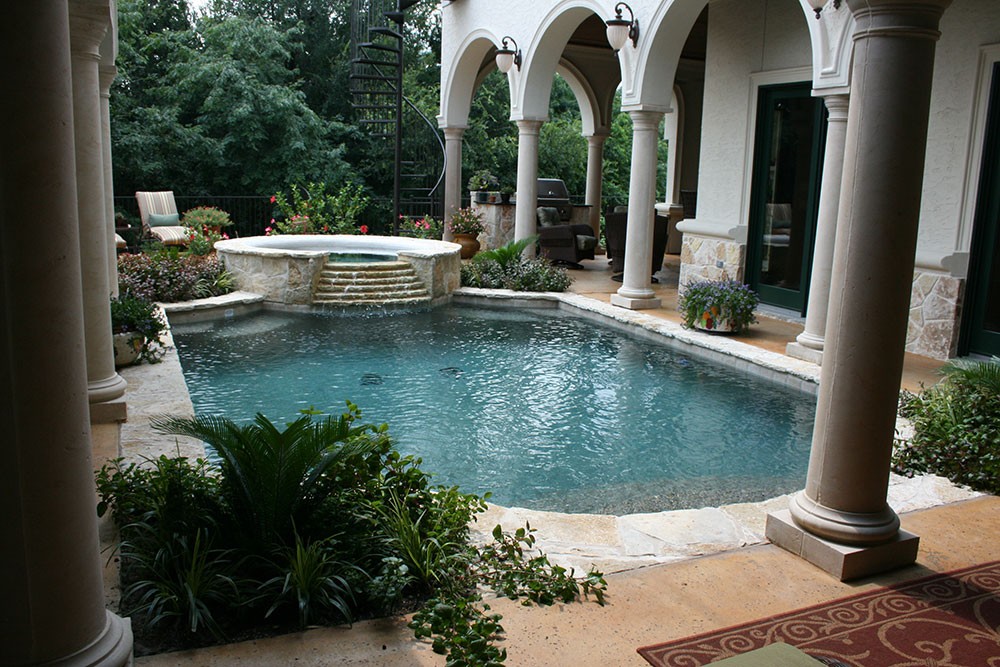 Photo By Pulliam Pools. 