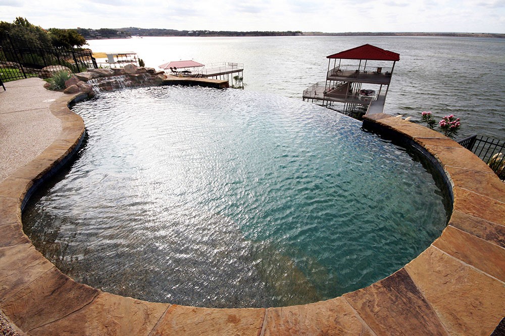 Photo By Pulliam Pools. 