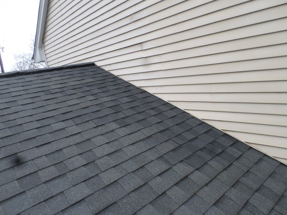 Photo By Shiner Exteriors. 