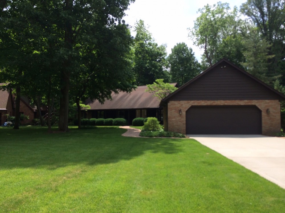 Photo By Ohio Exteriors. New Atlas Roof In Hickory