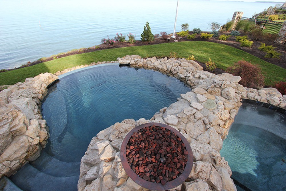 Photo By Hawaiian Pools. 