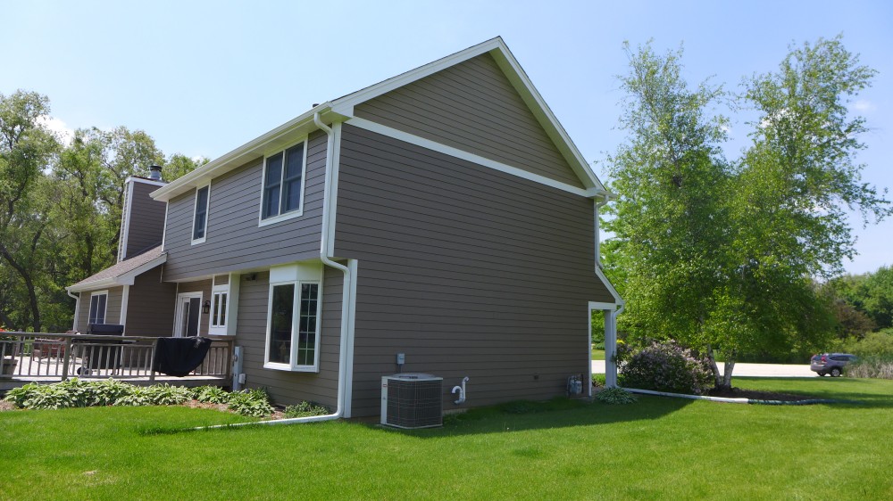 Photo By Erdmann Exterior Designs Ltd.. James Hardie Siding Project: Elgin, IL 