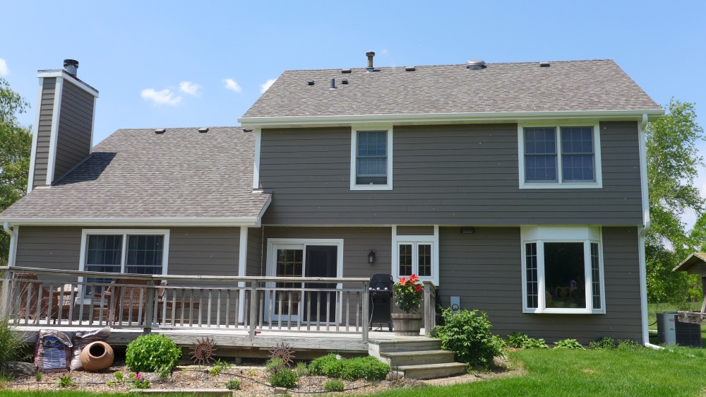 Photo By Erdmann Exterior Designs Ltd.. James Hardie Siding Project: Elgin, IL 