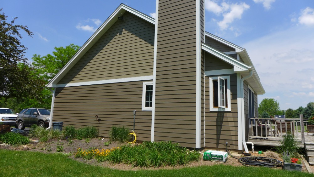 Photo By Erdmann Exterior Designs Ltd.. James Hardie Siding Project: Elgin, IL 