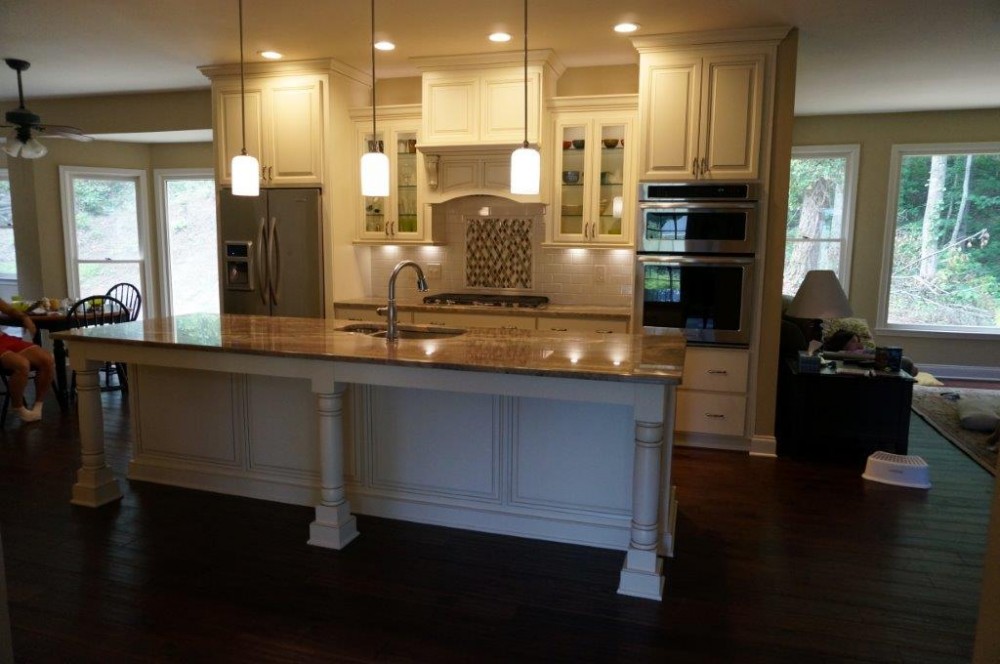 Photo By AK Complete Home Renovations. 